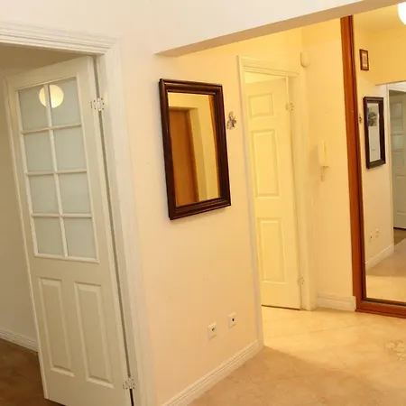 270 Pulawska Homestay